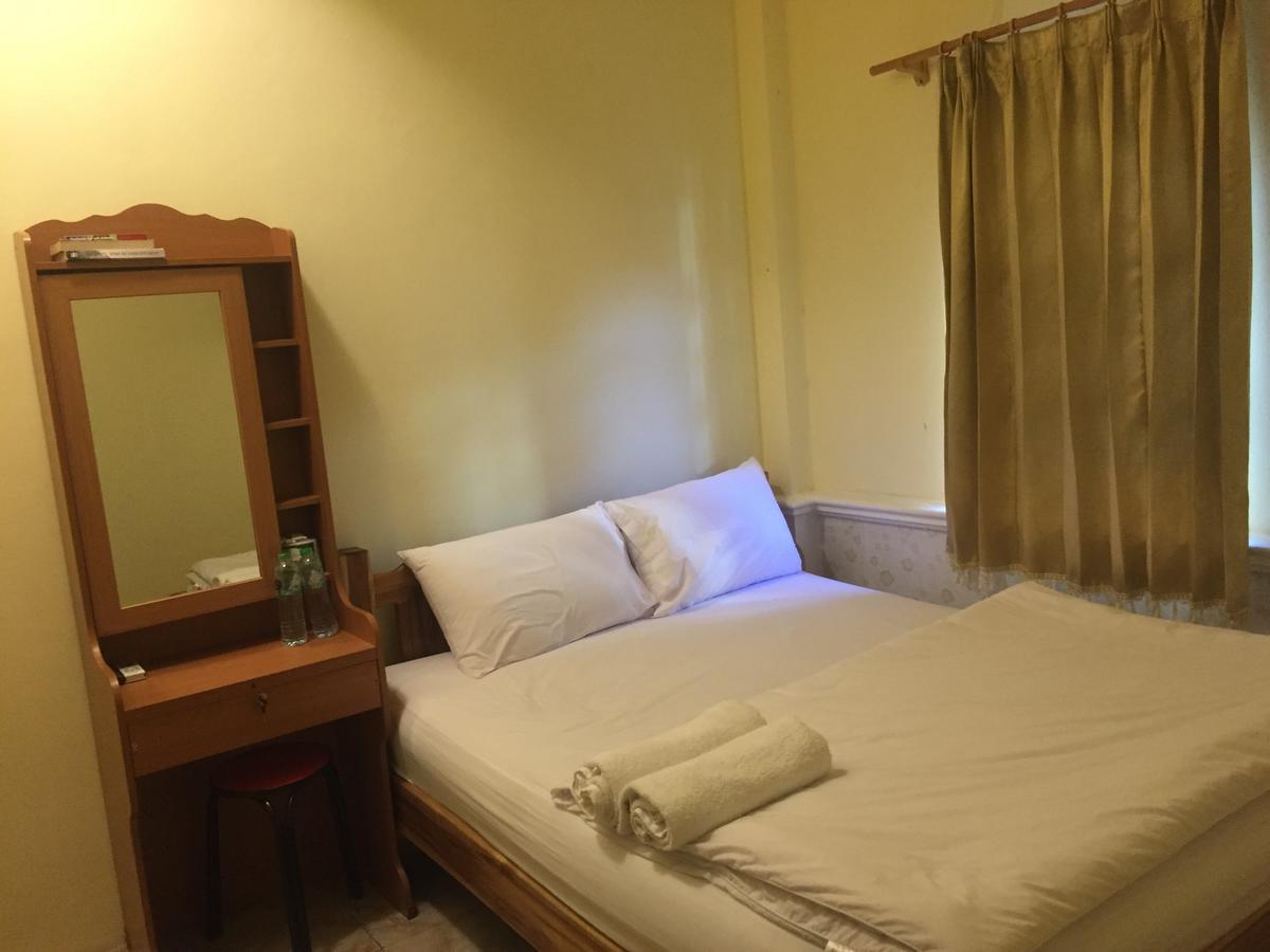 Viengchalern Guesthouse Luang Prabang Exterior foto