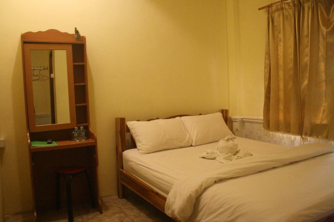 Viengchalern Guesthouse Luang Prabang Exterior foto