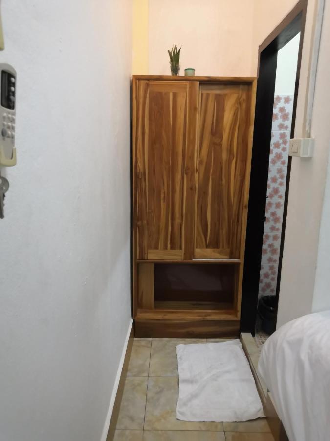 Viengchalern Guesthouse Luang Prabang Exterior foto